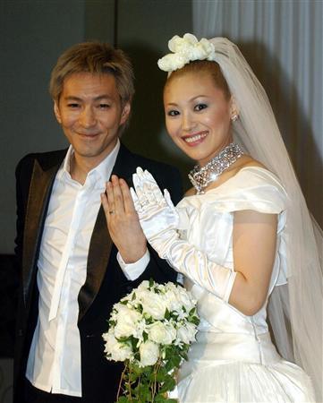 2002年、KEIKOと小室哲哉が結婚
