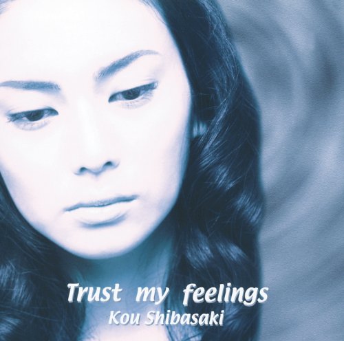 2002年「Trust my feelings」で歌手デビュー