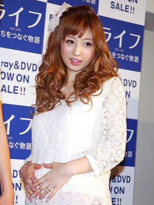 2011年、小倉優子が妊娠を発表