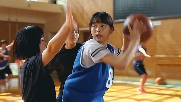 高校時代はバスケ部に所属していた桜井日奈子