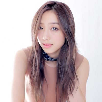 E-girls人気ランキング14位：坂東希/Flower