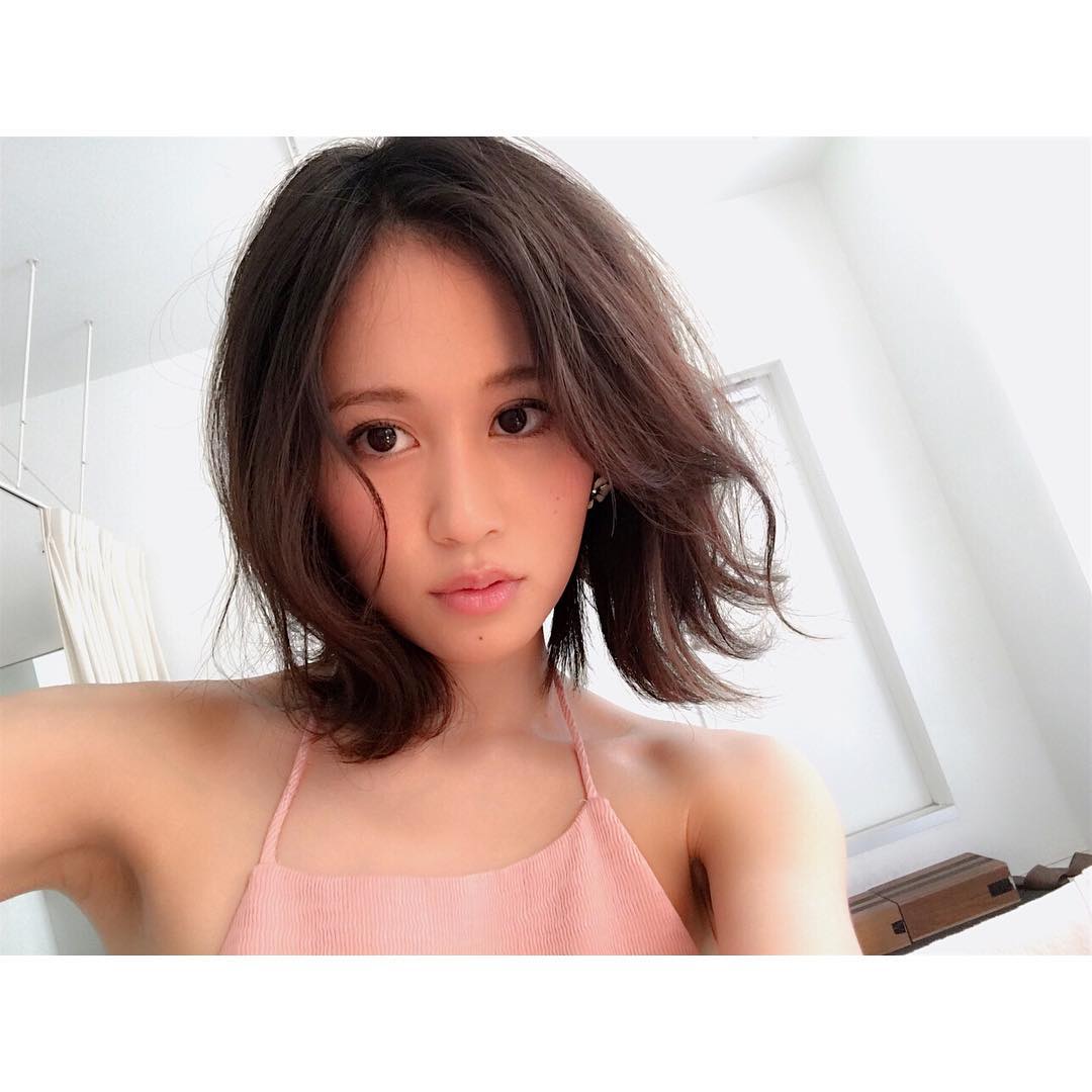 前田敦子の最新メイク 髪型 私服まとめ 最近はますます綺麗に Aikru アイクル かわいい女の子の情報まとめサイト