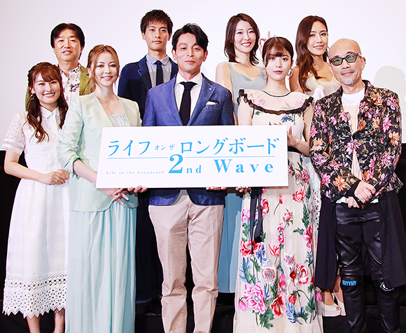 2019年には映画「ライフ・オン・ザ・ロングボード 2nd Wave」に出演