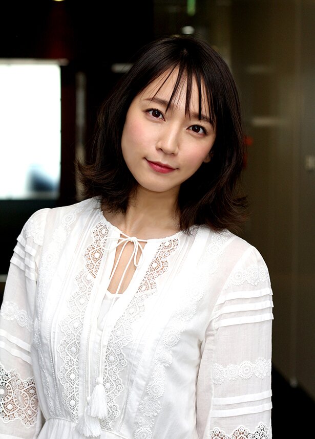 吉岡里帆さんのプロフィール