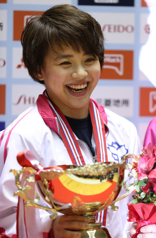 村上茉愛選手