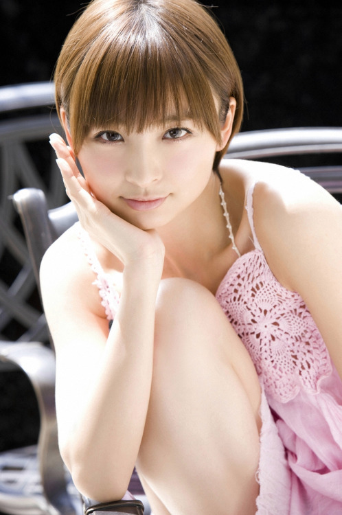 篠田麻里子の親指が短い まむし指って何 画像で検証 Aikru アイクル かわいい女の子の情報まとめサイト