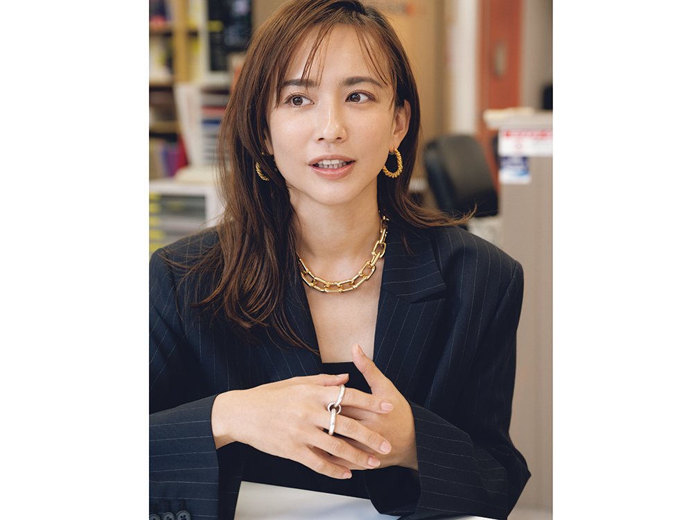 現在の優木まおみの画像。