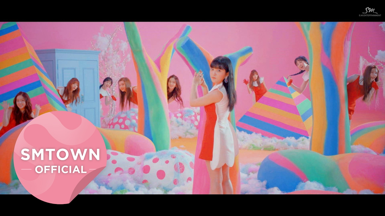 Red Velvet 레드벨벳_Rookie_Music Video - YouTube