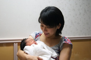 2011年1月5日長男出産。