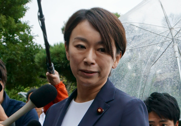 山尾志桜里議員と夫は2018年に離婚