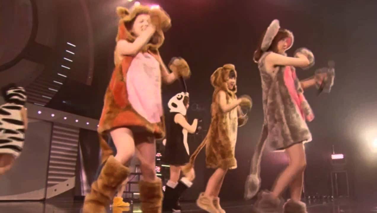 雨の動物園 NMB48 - YouTube