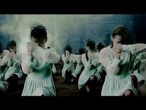 【MV full】 風は吹いている（DANCE! DANCE! DANCE! ver.）/AKB48[公式] - YouTube