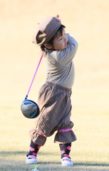 天才ゴルフ少女！