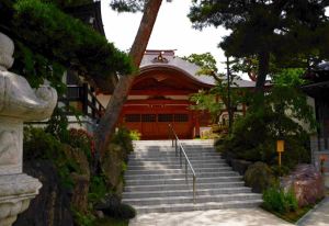 蓮華寺の住職か。