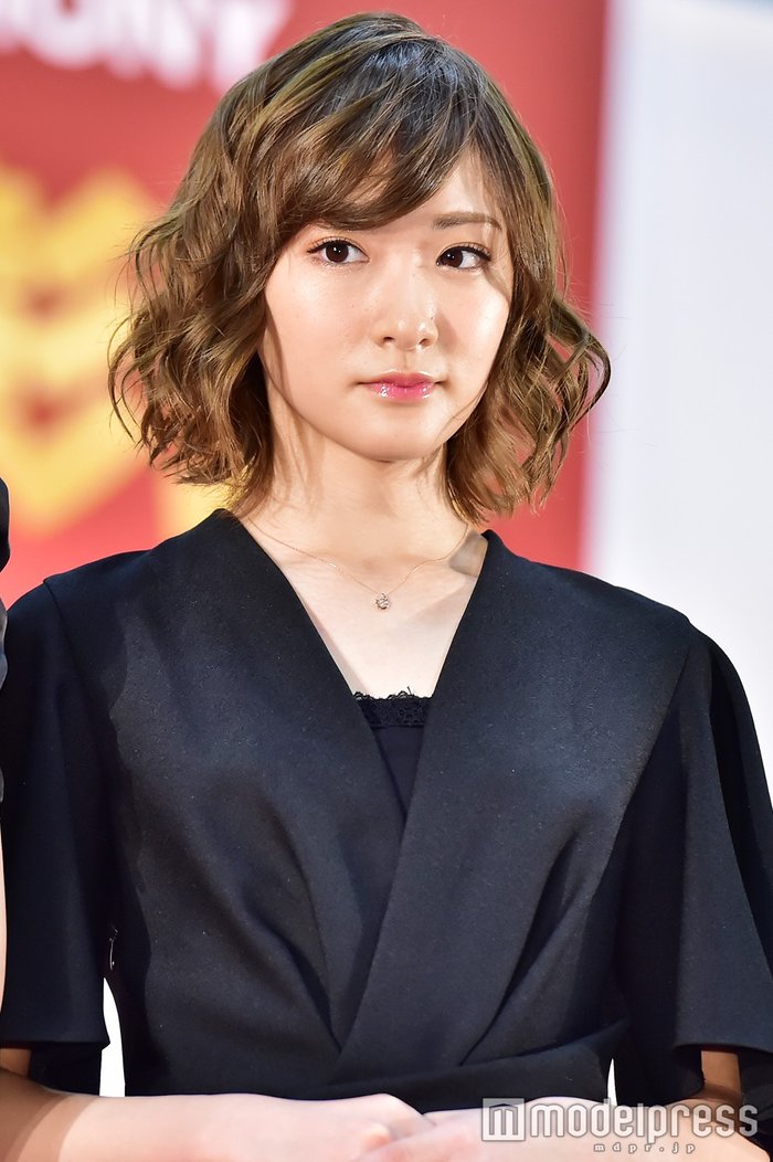 現在は女優としても活躍