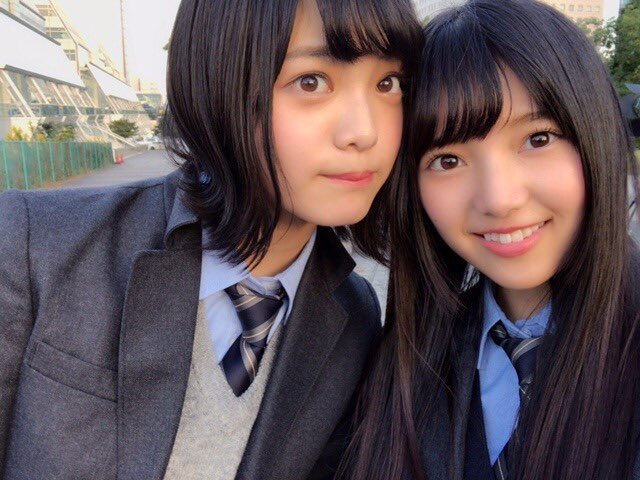 平手友梨奈と上村莉菜の仲良しエピソード 現在の仲も紹介 Aikru アイクル かわいい女の子の情報まとめサイト