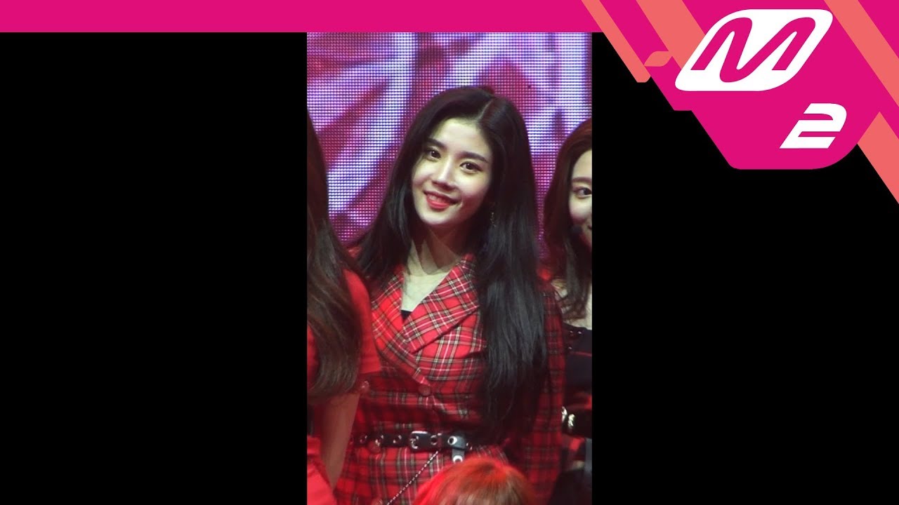 [MPD직캠] 아이즈원 권은비 직캠 '라비앙로즈(La Vie en Rose)' (IZ*ONE Kwon Eunbi FanCam) | @IZ*ONE SHOW-CON - YouTube