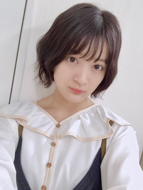 面白い性格と美しいルックスで人気上昇中の「織田奈那」